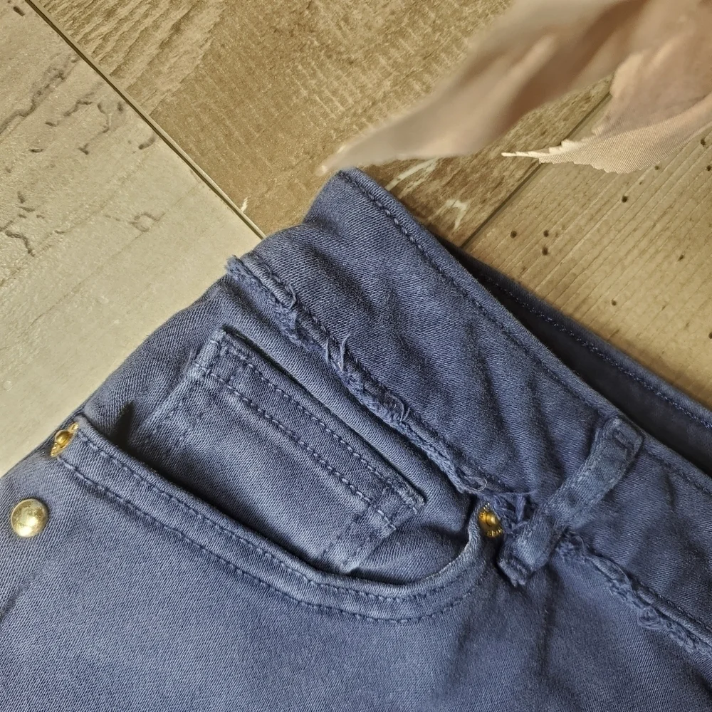 Michael Kors Studded Indigo Blue Raw Hem Women's Shorts Size 2 EUC